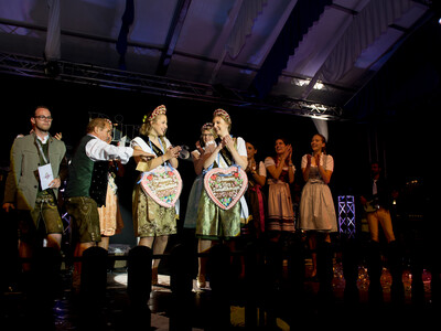 Gillamoos Dirndlkönigin | © Marco Holzhäuser