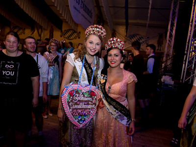 Gillamoos Dirndlkönigin | © Marco Holzhäuser