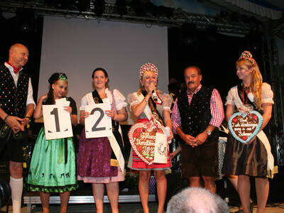 Gillamoos Dirndlköniginnenwahl 2012