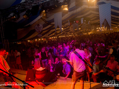 Stimmung im Jungbräuzelt 2013