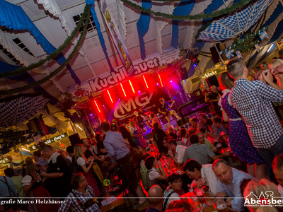 Münchner Gschichtn im Kuchlbauerzelt