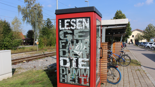 Bücherflohmarkt für die Familienhilfe