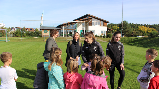 Spiel, Spaß und Bewegung für 100 Kinder