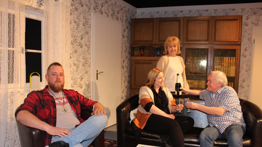 Vorhang auf im Theater am Bahnhof