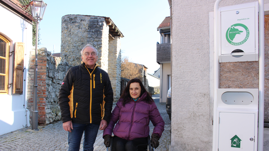 Neuer Hundekotbeutelspender