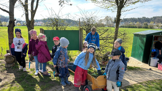 Gartenaktion im Kindernest