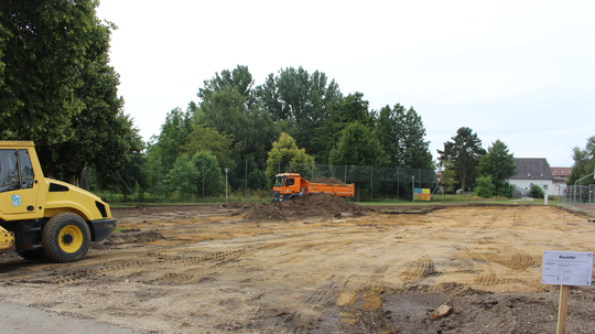 Baubeginn am Roten Platz