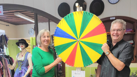 Ein Jahr „Coole Klamotte“ in Abensberg