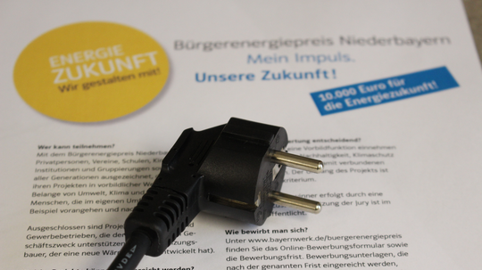 Jetzt für Bürgerenergiepreis Niederbayern 2025 bewerben
