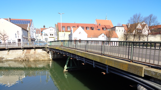 Kreisel statt Brücke