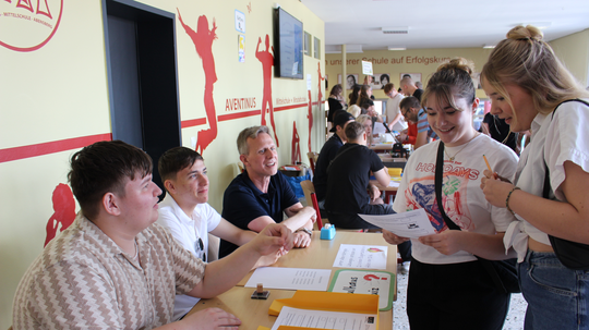 Stolze Schüler, begeisterte Gäste