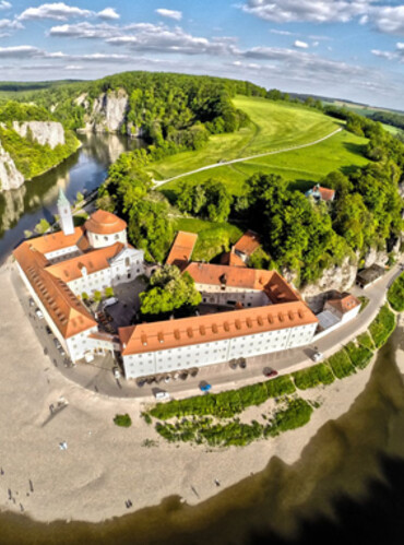 Ausflugstipps Weltenburg Donaudurchbruch | ©  Tourismusverband Kelheim, Fotograf www.flymovies.de.jpg