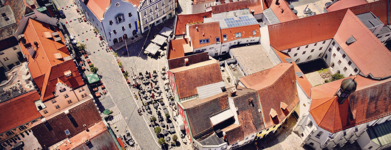 Stadtplatz Abensberg (von oben) | © Michael Glashauser