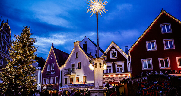 Hüttenzauber am Stadtplatz